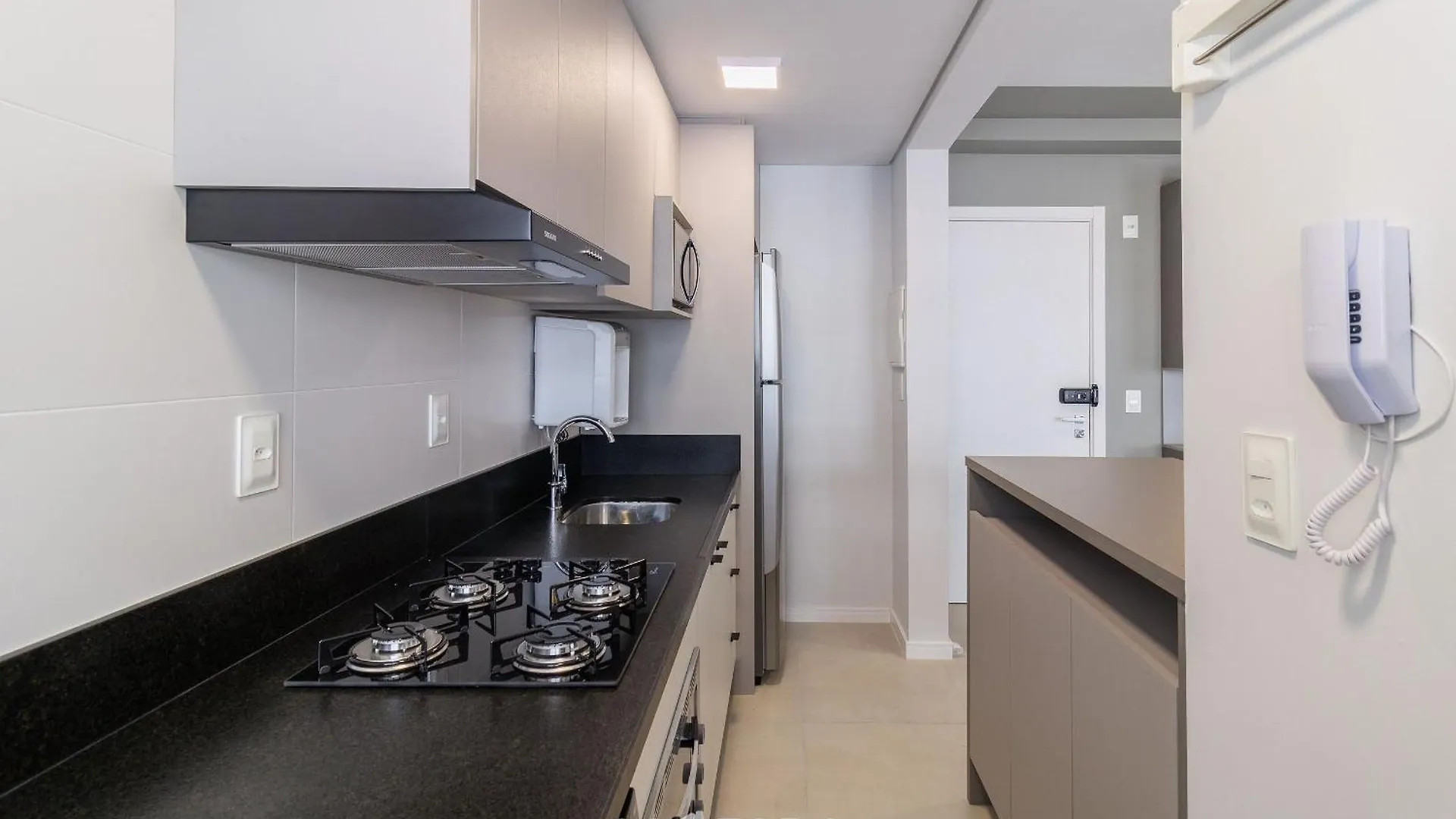 Ech - Apartamentos Proximos A Beira-Mar Norte Em Floripa Florianópolis 0*,  Brasilien