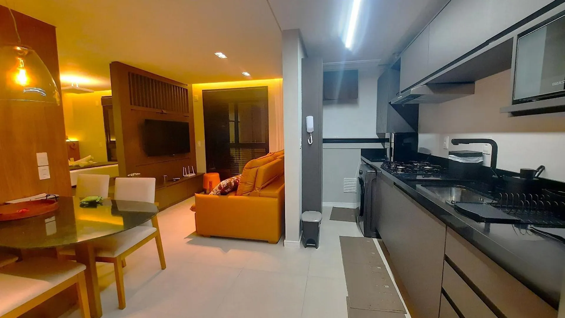 Appartement Ech - Apartamentos Proximos A Beira-Mar Norte Em Floripa Florianópolis